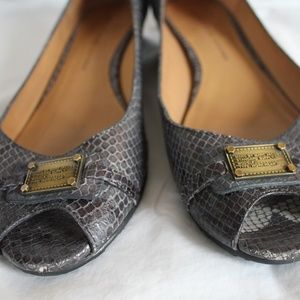 Marc by Marc Jacobs gray reptile peep toe wedge